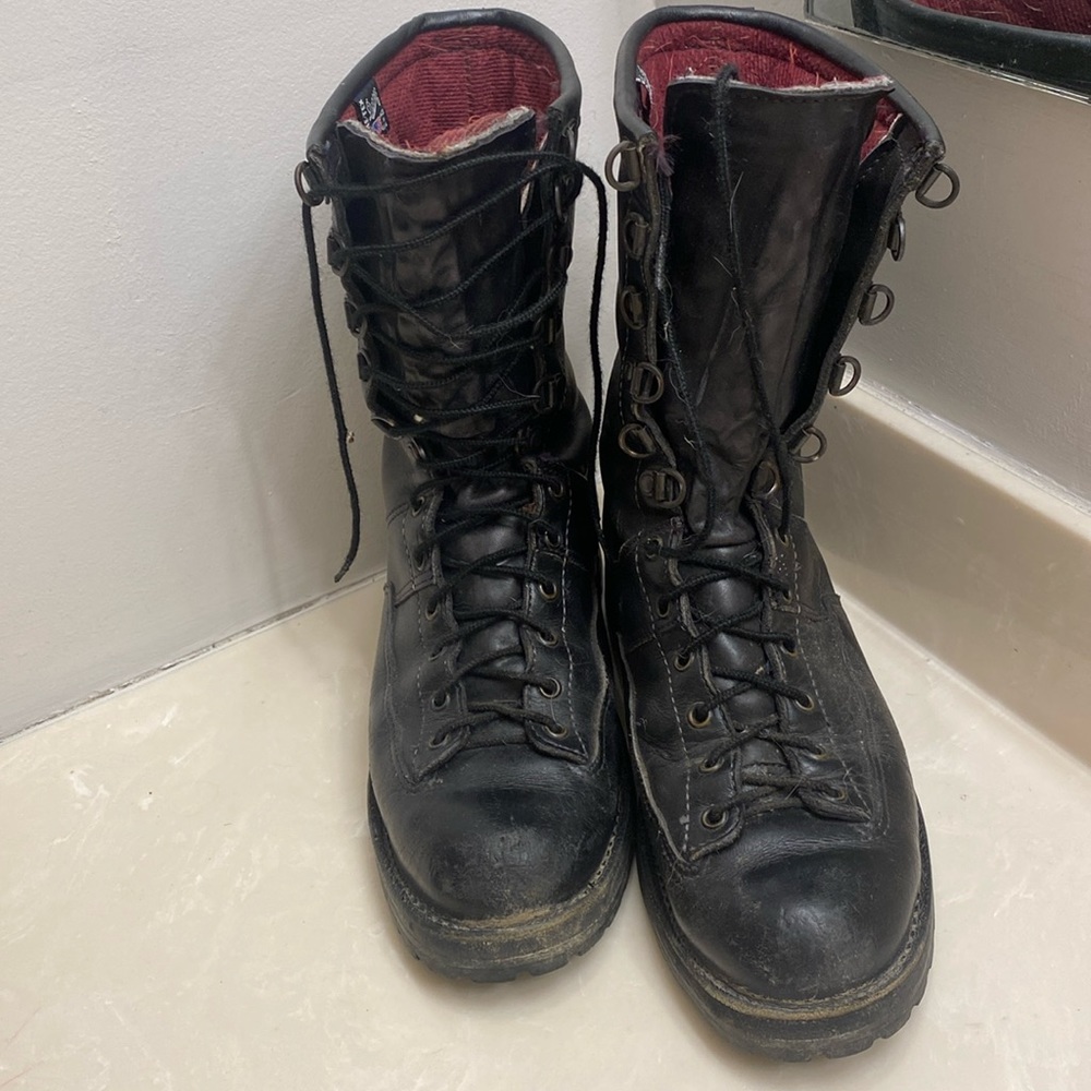 ***SOLD***
Danner Black Leather Work Boots